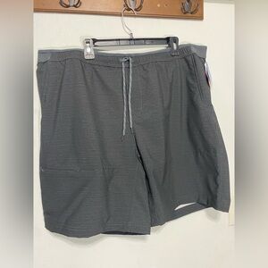 NWT Columbia twisted XXL short